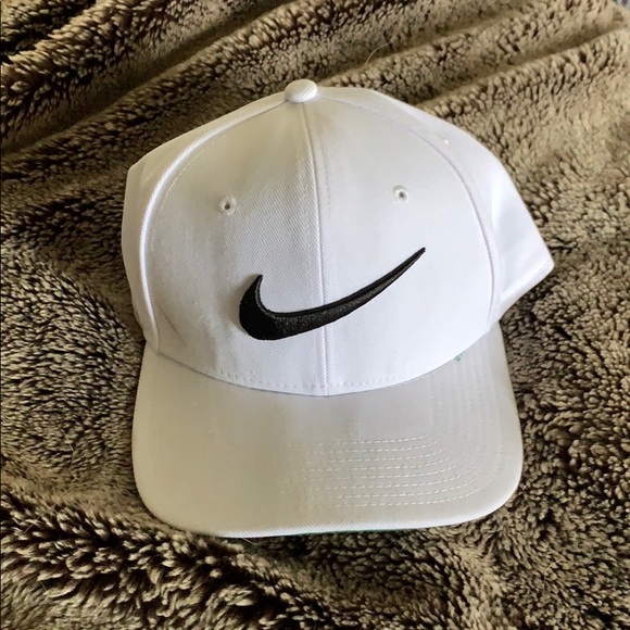 Nike Accessories - Nike Hat Nike Accessories - Nike Hat